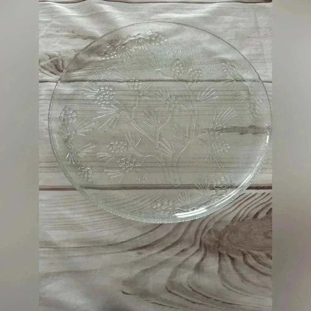 Tiara Glass Serving Platter Ponderosa Pine